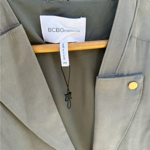 BCBGENERATION Open-Front Peplum Jacket - Picture 7 of 7